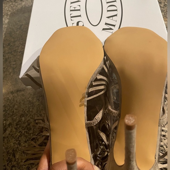 Steve Madden Fringly Taupe Heels 10 - Picture 3 of 8